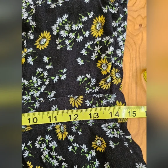 Free People Jinx Black Floral Print Tie-Front Romper Size 10 - Picture 11 of 11